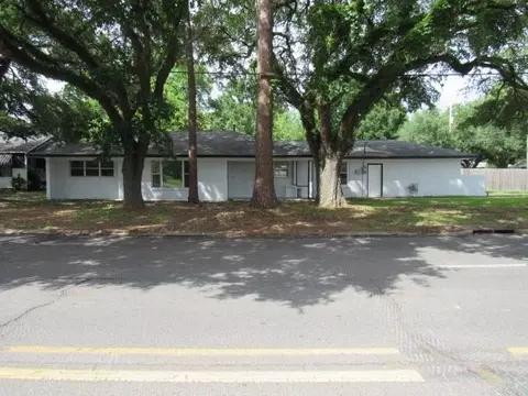 4411 3rd St, Alexandria, LA 71302