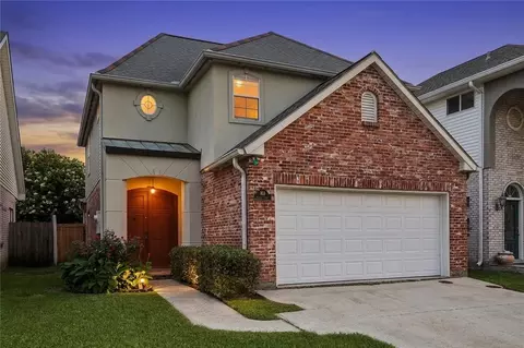 913 Saint Julien Dr, Kenner, LA 70065