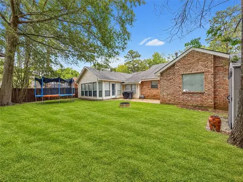 Exterior - 2154 Biron St, Mandeville, LA 70448 photo 2 of 3