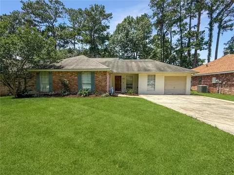 2154 Biron St, Mandeville, LA 70448