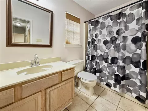 Bath - 2154 Biron St, Mandeville, LA 70448 photo 3 of 3