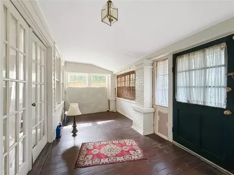 Exterior - 19408 Front St, Covington, LA 70433 photo 3 of 10