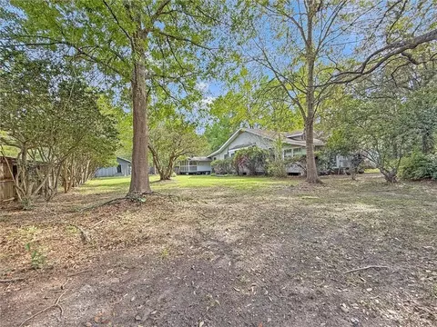 Exterior - 19408 Front St, Covington, LA 70433 photo 9 of 10