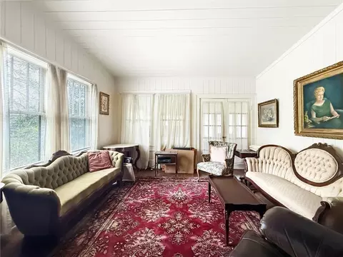 Living - 19408 Front St, Covington, LA 70433 photo 2 of 2