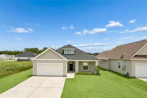1305 Abita River Dr, Covington, LA 70433