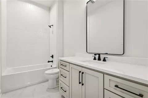 Bath - 4130 Endor Loop, Mandeville, LA 70448 photo 4 of 4