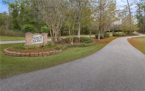 3 River Cypress Ln, Madisonville, LA 70447