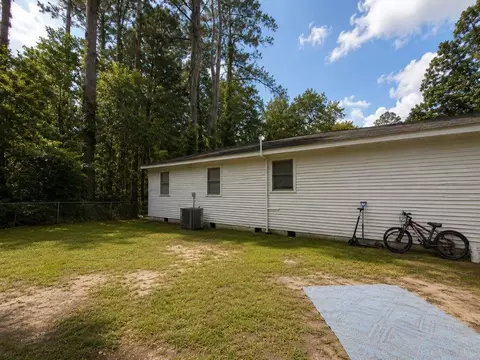 Exterior - 72503 Rose St, Covington, LA 70435 photo 6 of 8