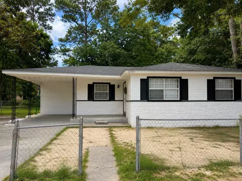 Exterior - 72503 Rose St, Covington, LA 70435 photo 3 of 8