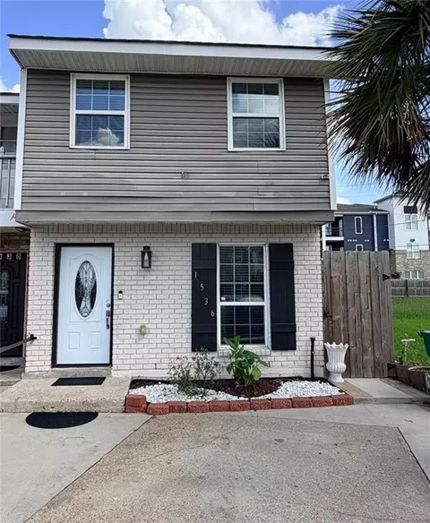 1536 Kings Rd, Harvey, LA 70058