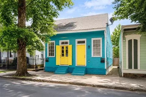 2320 Burgundy St, New Orleans, LA 70117