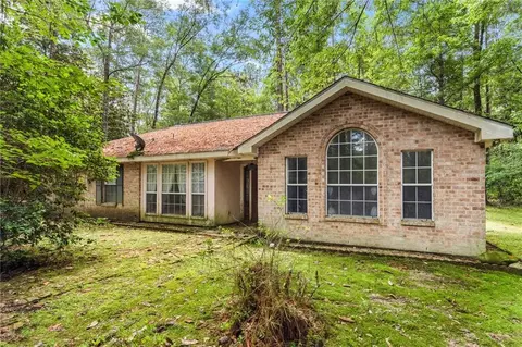 18416 Pellegrin Dr, Covington, LA 70435