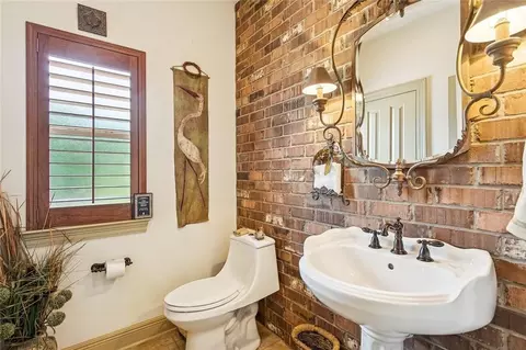 Bath - 501 Dockside Dr, Slidell, LA 70461 photo 1 of 4