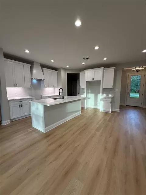 Kitchen - 614 Gassen St, Luling, LA 70070 photo 4 of 4