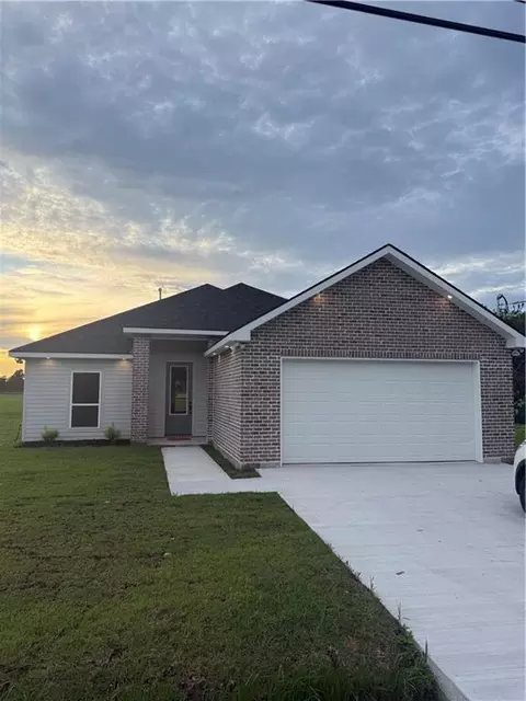 Exterior - 614 Gassen St, Luling, LA 70070 photo 3 of 3