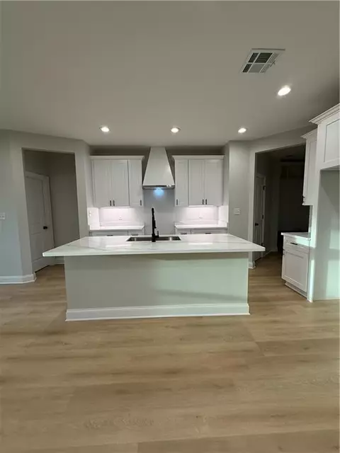 Kitchen - 614 Gassen St, Luling, LA 70070 photo 3 of 4