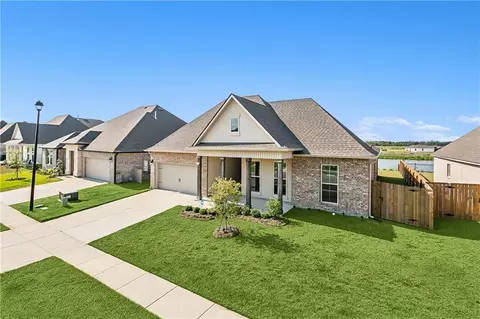 3236 Rousset Ridge Dr, Slidell, LA 70461