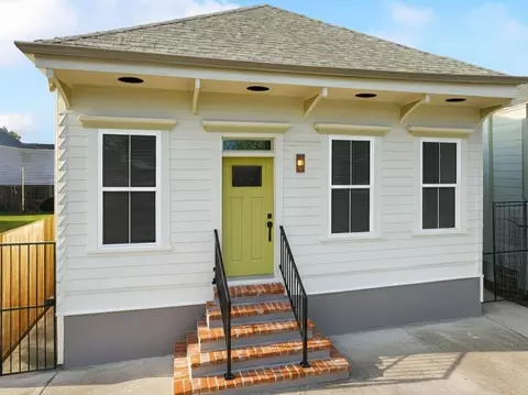 2748 Orleans Ave, New Orleans, LA 70119