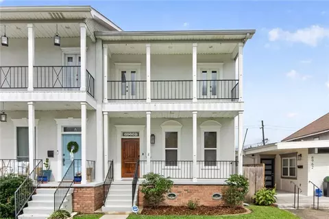 6960 General Haig St #B, New Orleans, LA 70124