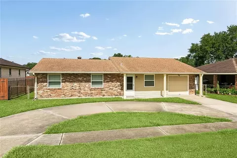 1116 Curtis St, Harvey, LA 70058