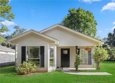 123 Scott St, Madisonville, LA 70447
