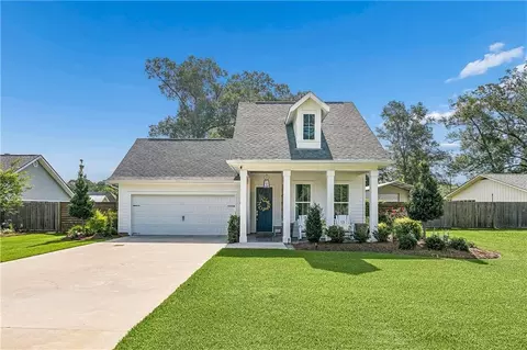 120 N 13th St, Ponchatoula, LA 70454