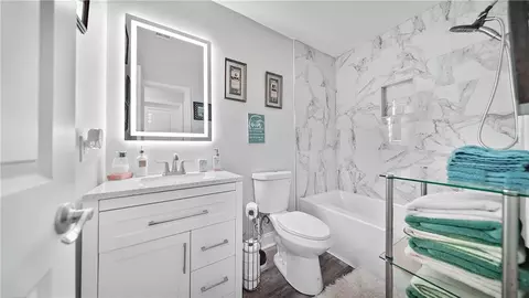 Bath - 348 E 26th St, Reserve, LA 70084 photo 4 of 4