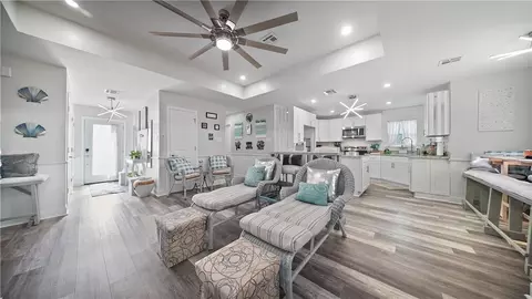 Entry Way - 348 E 26th St, Reserve, LA 70084 photo 2 of 3