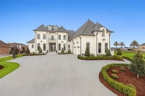 1085 Lakeshore Blvd, Slidell, LA 70461