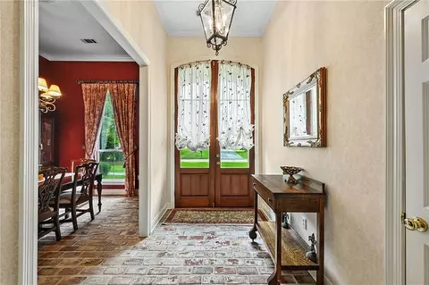 Entry Way - 561 Winbourne Dr, Slidell, LA 70461 photo 1 of 2