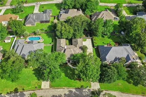 View/Area - 561 Winbourne Dr, Slidell, LA 70461 photo 1 of 2