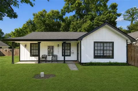 2306 Bluebird St, Slidell, LA 70460