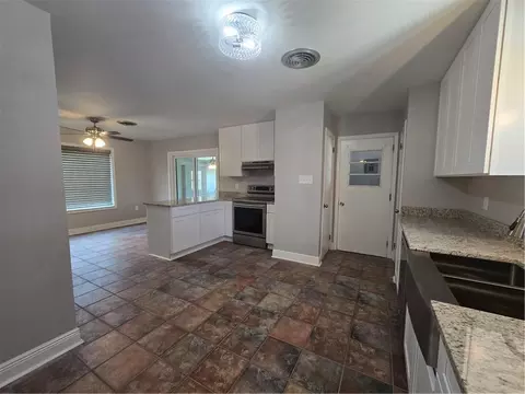 Kitchen - 118 Schmill St, Boutte, LA 70039 photo 1 of 4