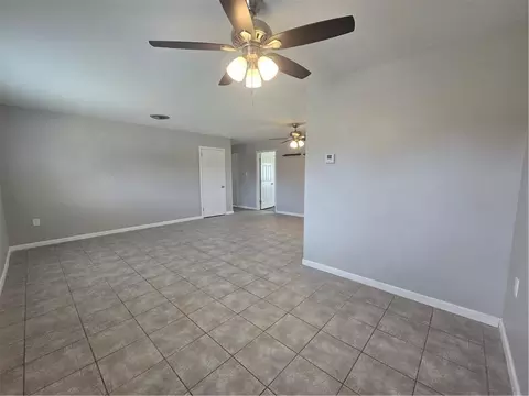 Living - 118 Schmill St, Boutte, LA 70039 photo 3 of 4
