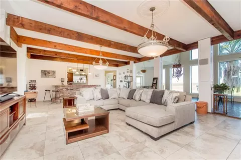 Living - 28 Mesa St, Kenner, LA 70065 photo 1 of 3