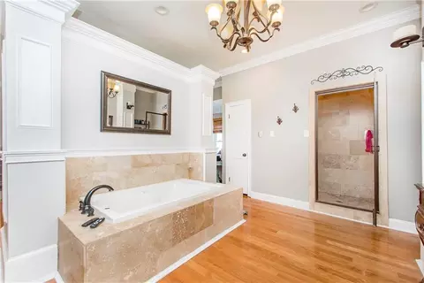 Bath - 28 Mesa St, Kenner, LA 70065 photo 2 of 4