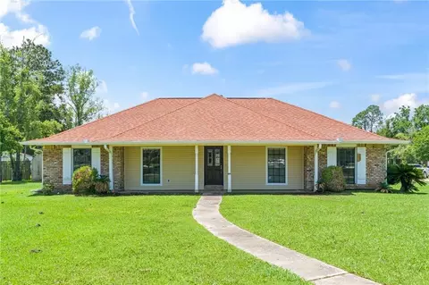 123 Cardiff Ct, Slidell, LA 70461