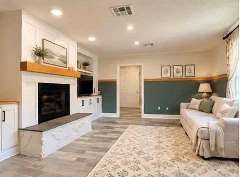 Living - 18318 Cusachs Dr, Covington, LA 70433 photo 1 of 1