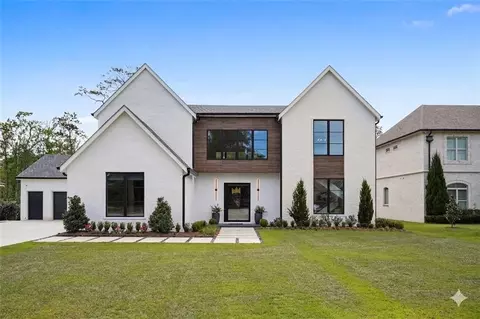 1432 Carrisa Dr, Covington, LA 70433