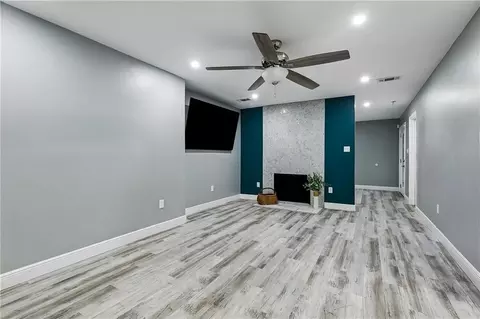 Living - 24 W Levert Dr, Luling, LA 70070 photo 1 of 2