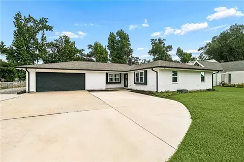 Exterior - 24 W Levert Dr, Luling, LA 70070 photo 2 of 4