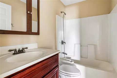 Bath - 108 Dewald Ln, Slidell, LA 70458 photo 2 of 2