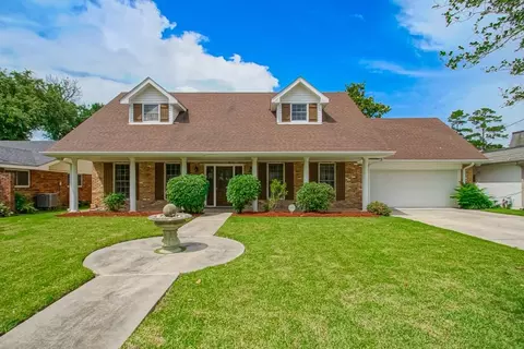 8708 Tanglewild Pl, River Ridge, LA 70123