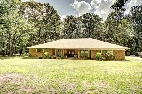 454 White Oak Ln, Natchitoches, LA 71457