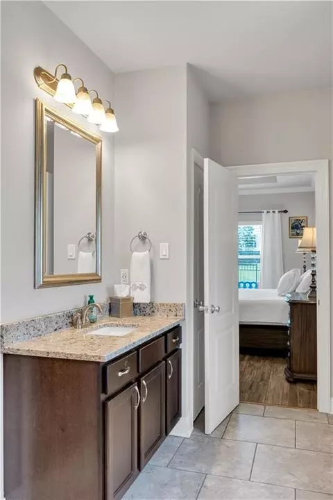 Bath - 210 Lac Calcasieu Dr, Luling, LA 70070 photo 3 of 7