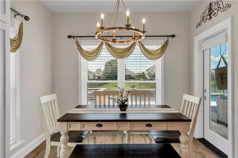 Dining - 210 Lac Calcasieu Dr, Luling, LA 70070 photo 2 of 2