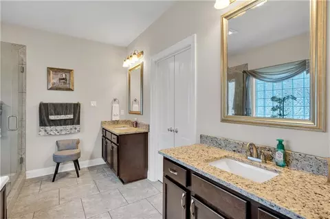 Bath - 210 Lac Calcasieu Dr, Luling, LA 70070 photo 1 of 7