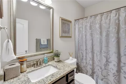 Bath - 210 Lac Calcasieu Dr, Luling, LA 70070 photo 7 of 7