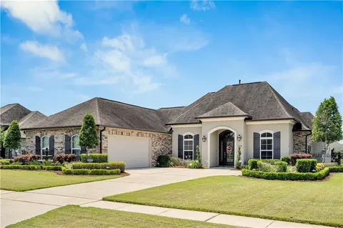 Exterior - 210 Lac Calcasieu Dr, Luling, LA 70070 photo 2 of 7