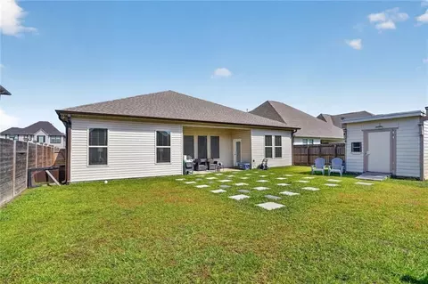 Exterior - 5408 Iris Hollow Rd, Slidell, LA 70461 photo 3 of 6